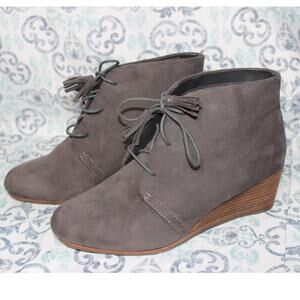 Dr. Scholl's Women's Shoes Dakota Boot, 9.5M, Dark Gray Microfiber Suede